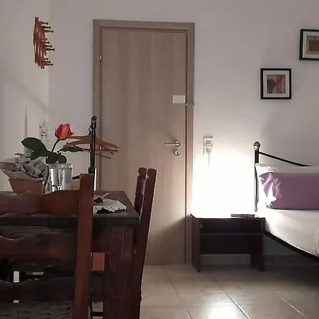 Apartment το σπίτι της ελένης Vlachia